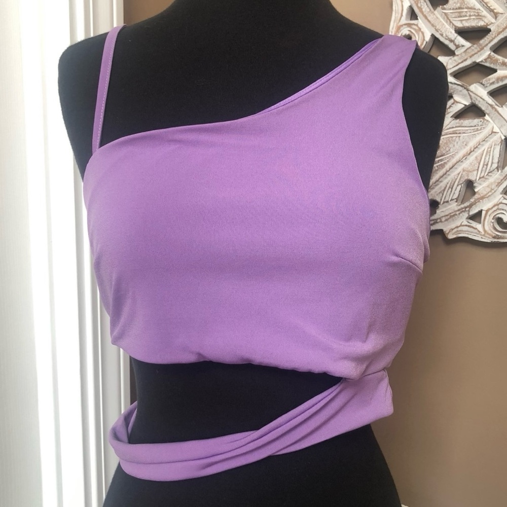 Purple Cutout Crop Tank Top - Picture 2 of 6